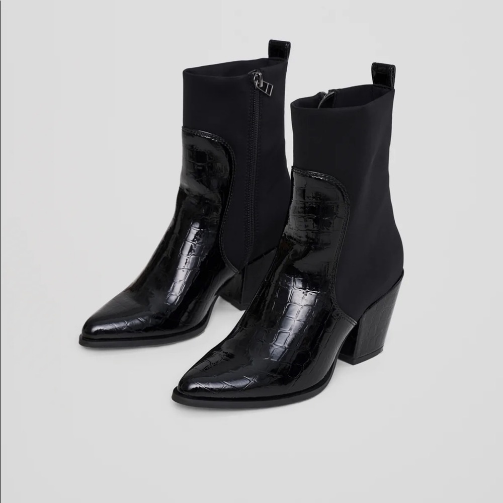 Noize Black Vegan Boots